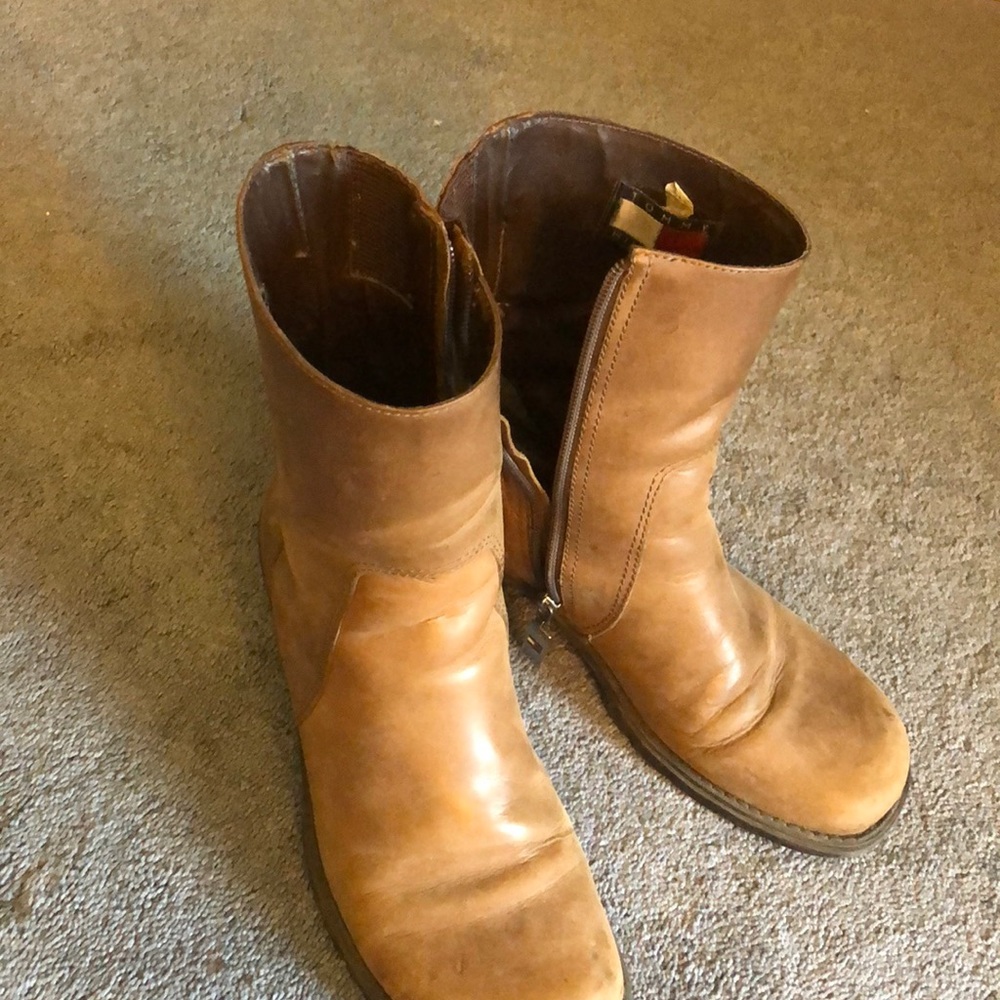 Tommy Hilfiger boots